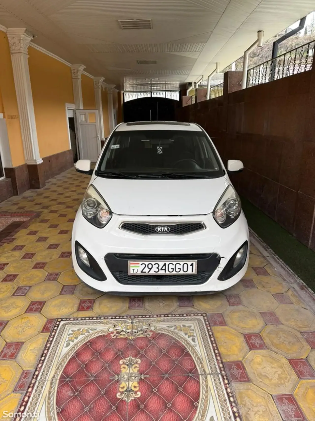 Kia Morning 2014 · 1.1 AT