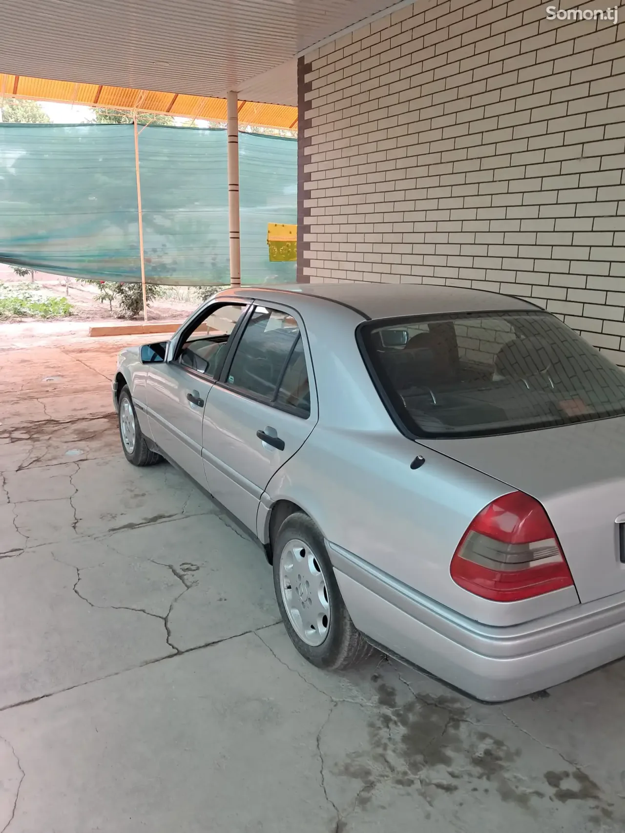Mercedes-Benz C class 1995 · 1.8 MT