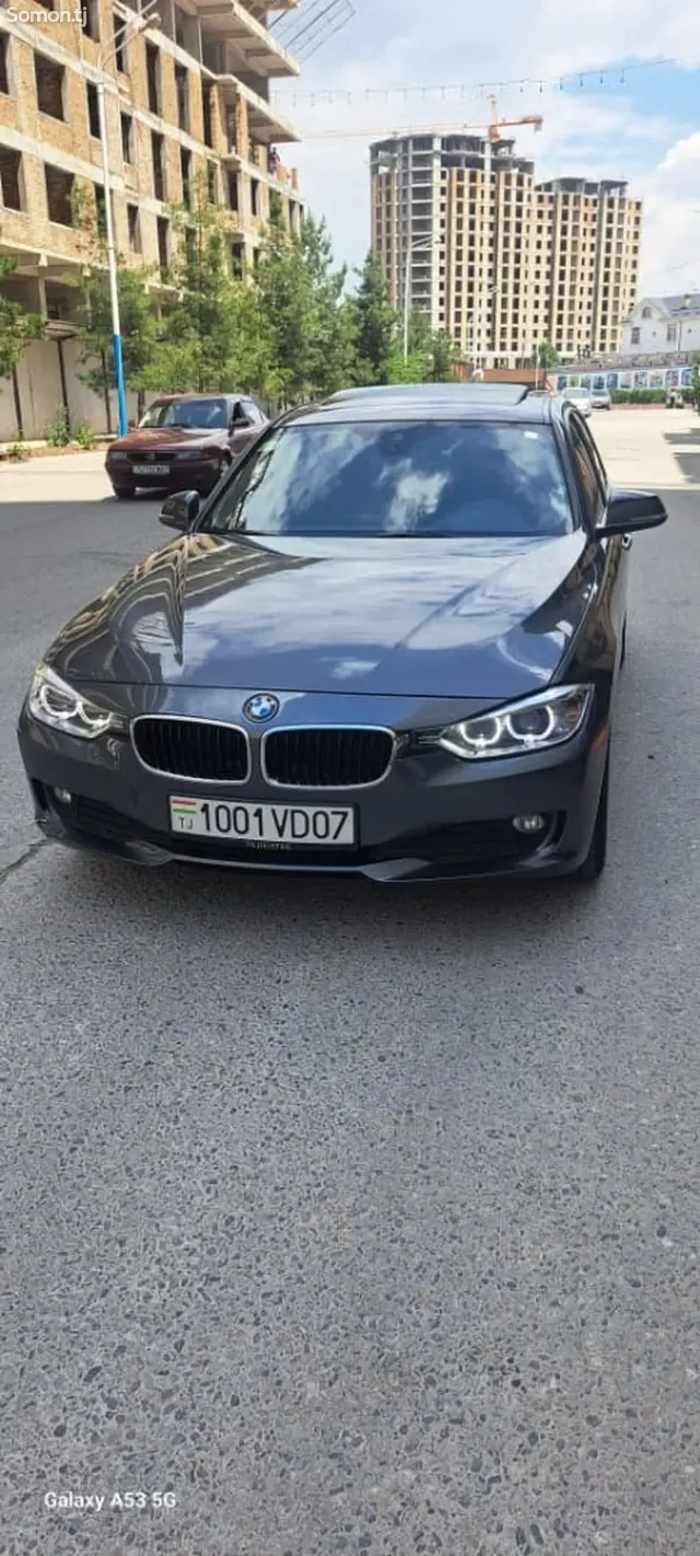BMW 3 series 2014 · 2.0 AT