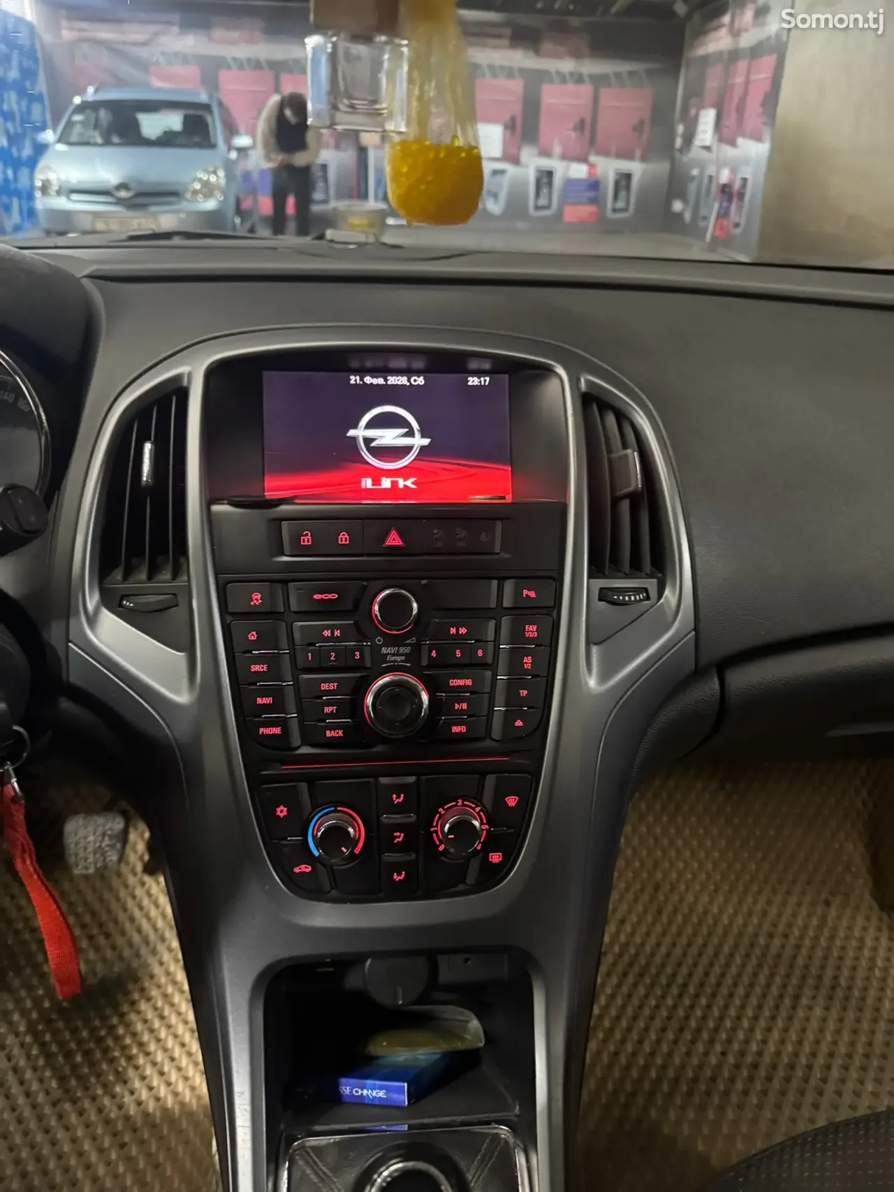Opel Astra J 2014 · 1.7 MT