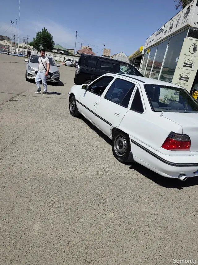 Daewoo Nexia 1996 · 1.6 MT