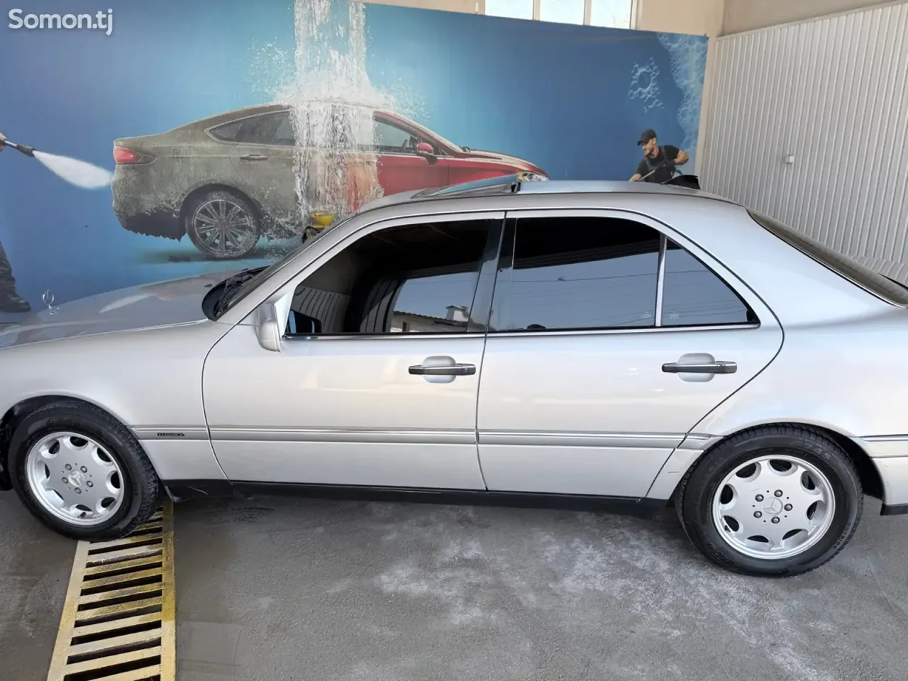 Mercedes-Benz C class 1995 · 1.8 MT