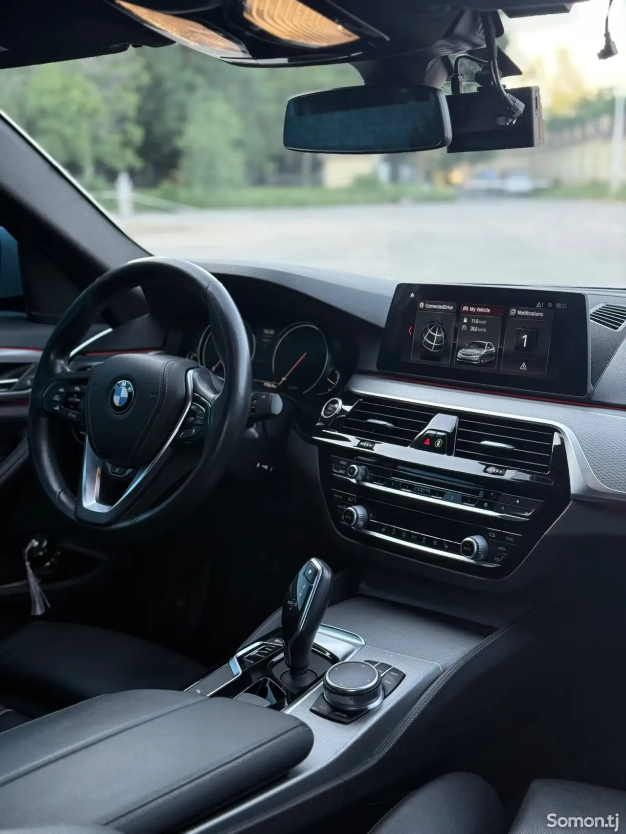 BMW 5 series 2017 · 2.0 AT