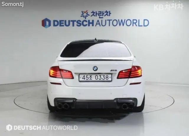 BMW M5 2016 · 4.4 AT