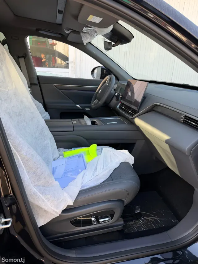 Dongfeng EP 008 2026 · 1.8 AT