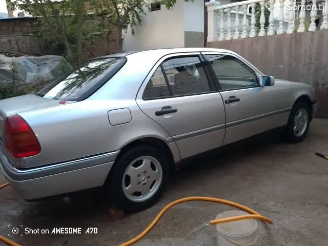 Mercedes-Benz C class 1994 · 1.8 MT