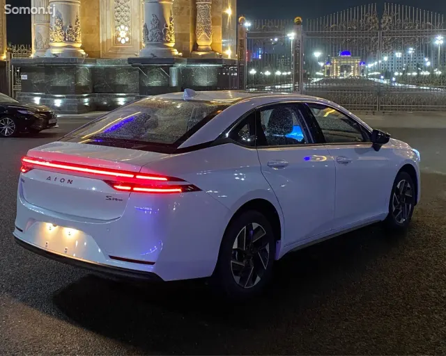 GAC Aion S Plus 2026 · AT