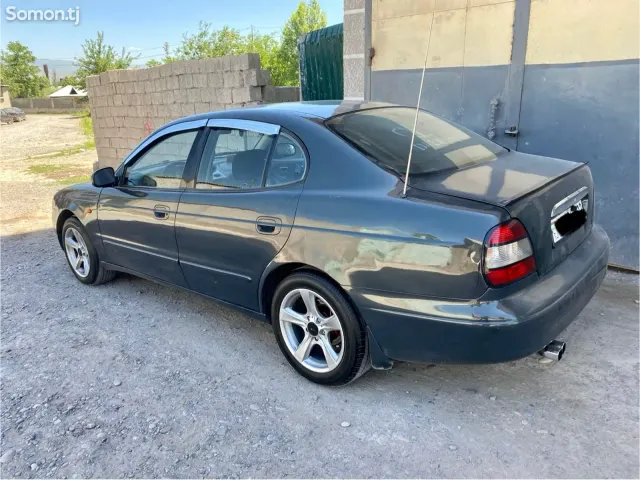 Daewoo Leganza 1999 · 2.0 MT