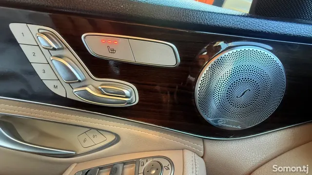 Mercedes-Benz C class 2015 · 2.0 AT