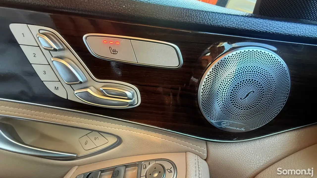 Mercedes-Benz C class 2015 · 2.0 AT