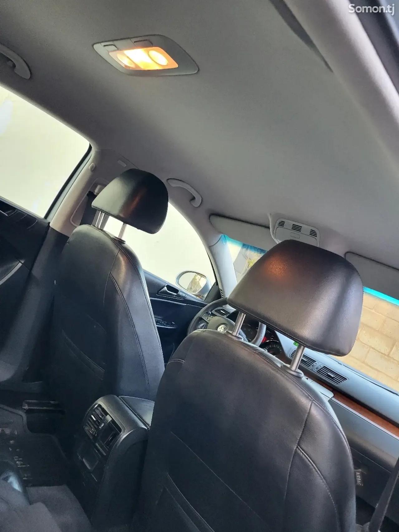 Volkswagen Passat 2009 · 1.8 AT