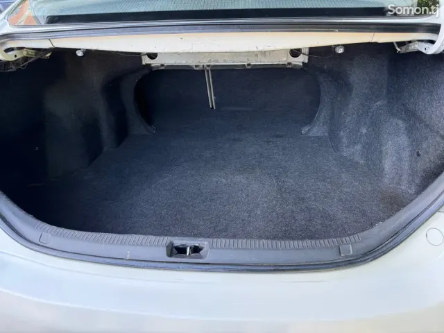 Toyota Camry 2008 · 2.4 MT