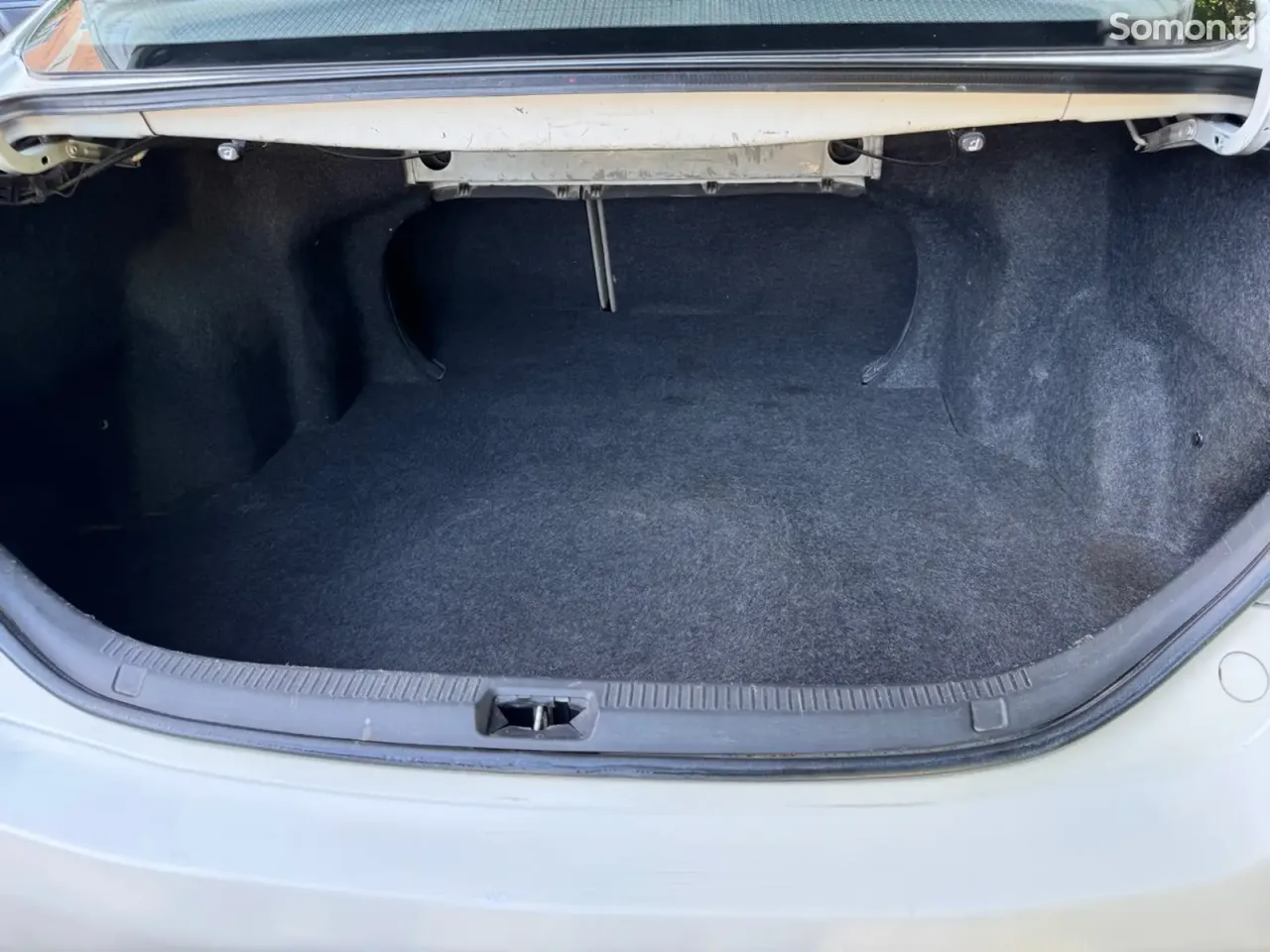 Toyota Camry 2008 · 2.4 MT