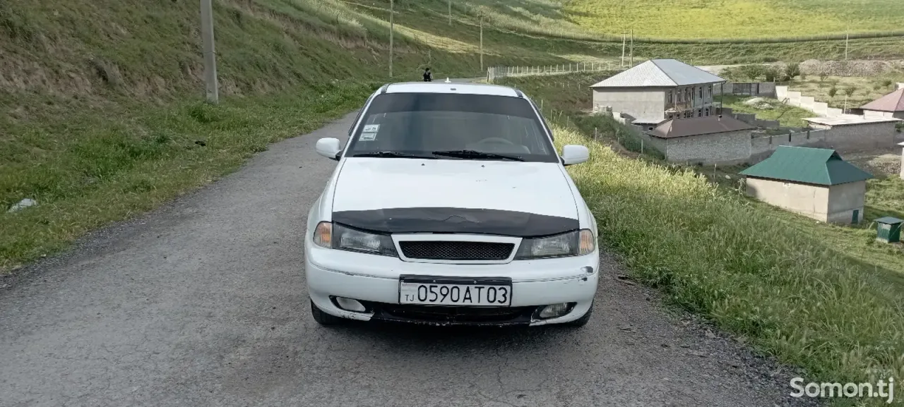 Daewoo Nexia 1995 · 1.6 MT