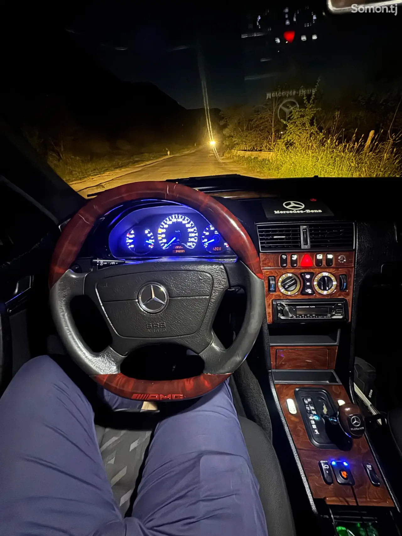 Mercedes-Benz C class 1999 · 2.0 AT