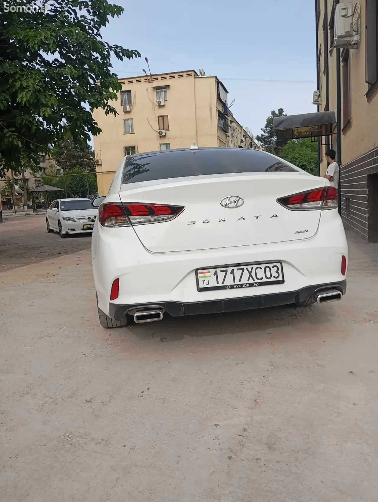 Hyundai Sonata 2017 · 2.4 AT
