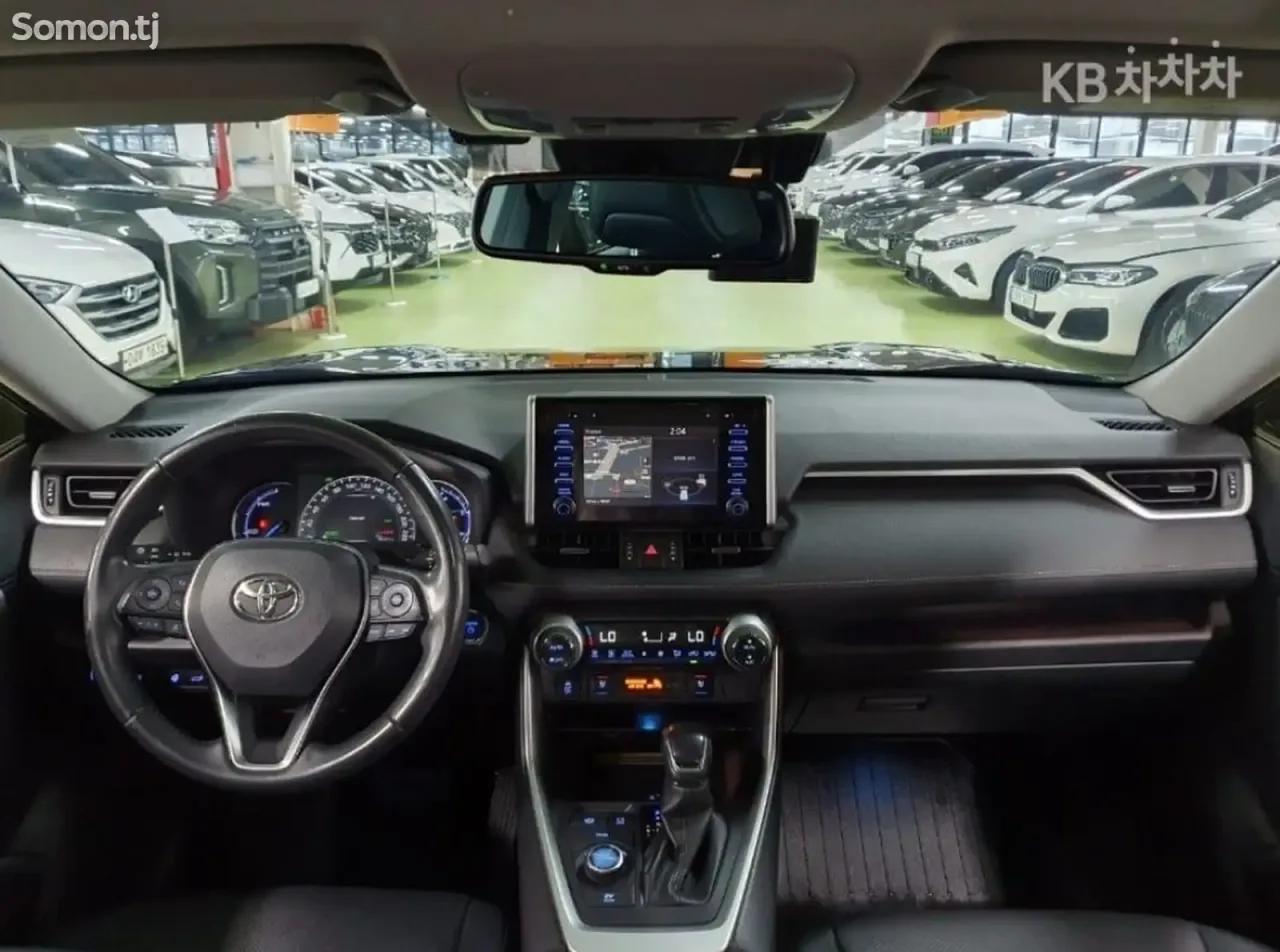 Toyota RAV 4 2020 · 2.5 AT