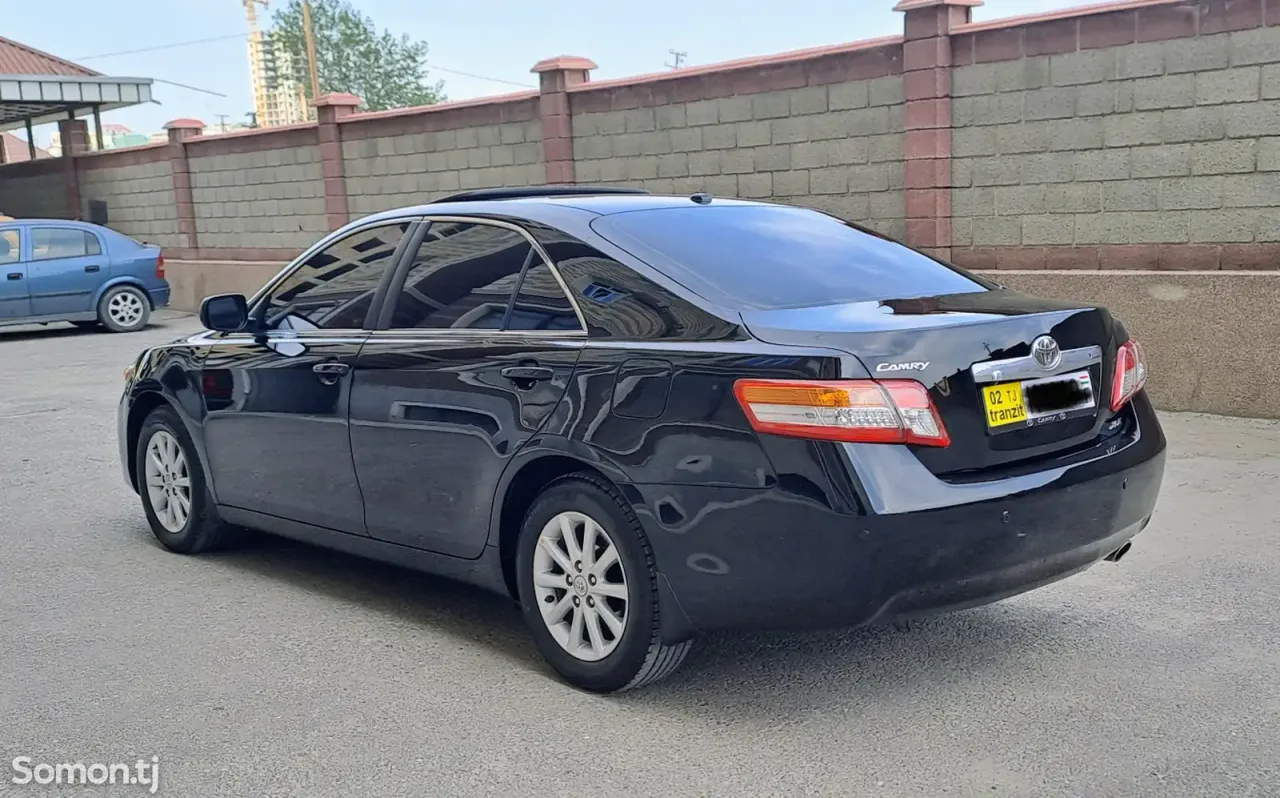 Toyota Camry 2010 · 2.5 AT