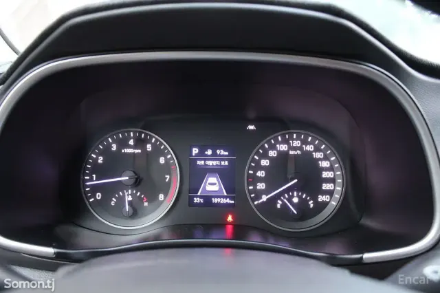Hyundai Tucson 2019 · 1.6 AT