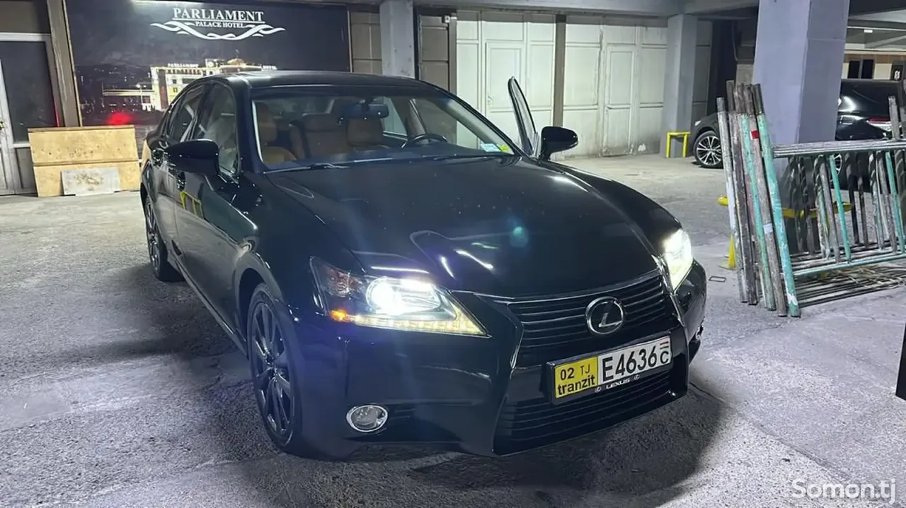 Lexus GS series 2014 · 3.5 AT