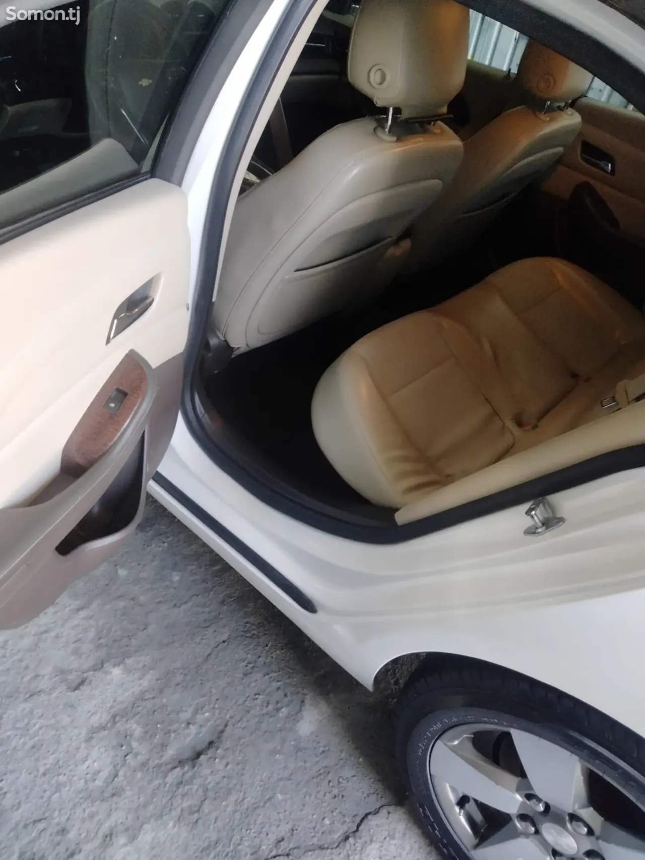 Chevrolet Malibu 2013 · 2.4 AT