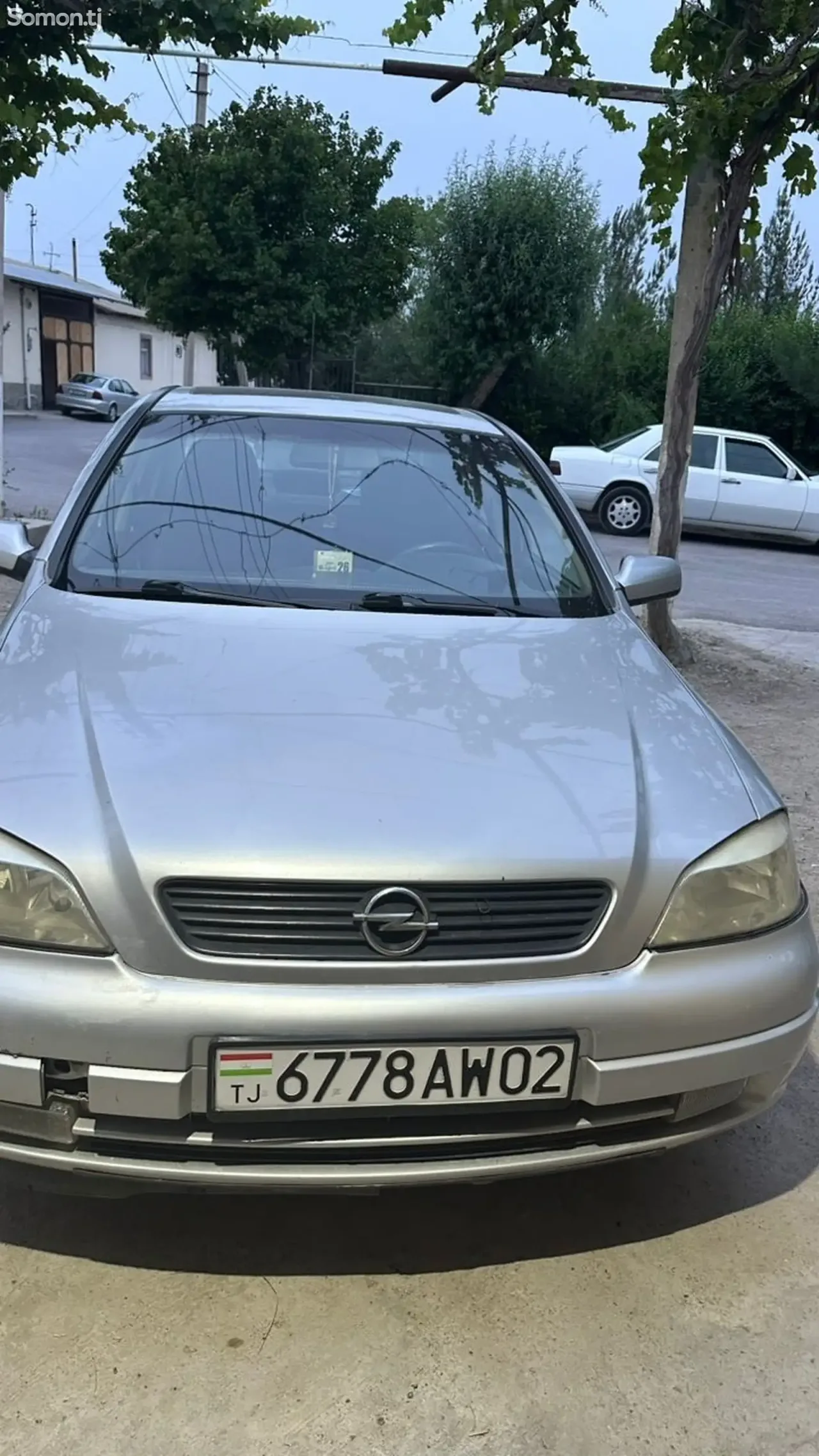 Opel Astra G 1999 · 1.6 MT