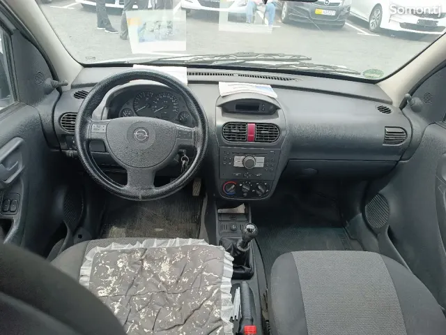 Opel Combo 2006 · 1.6 MT