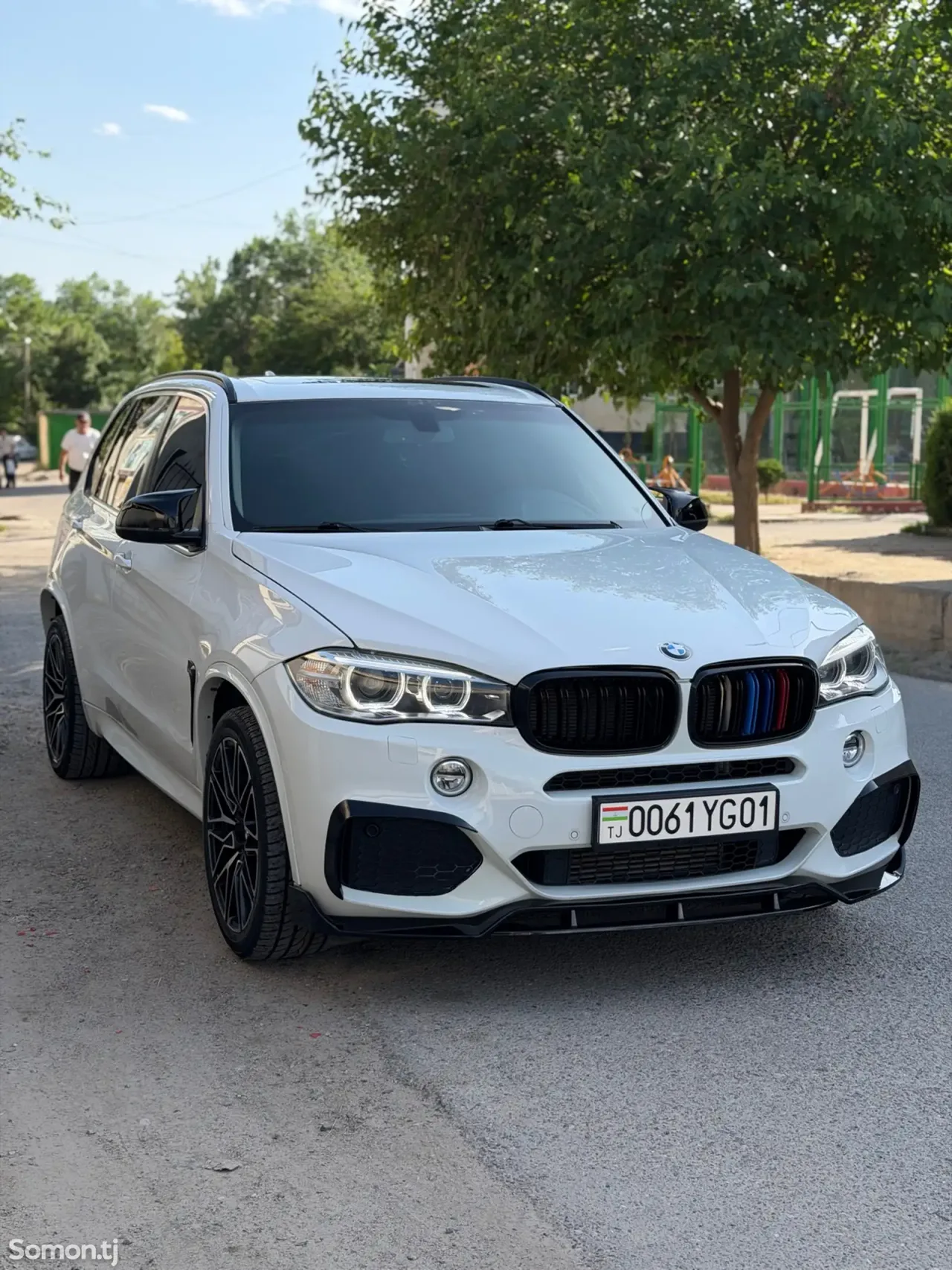 BMW X5 2016 · 3.0 AT