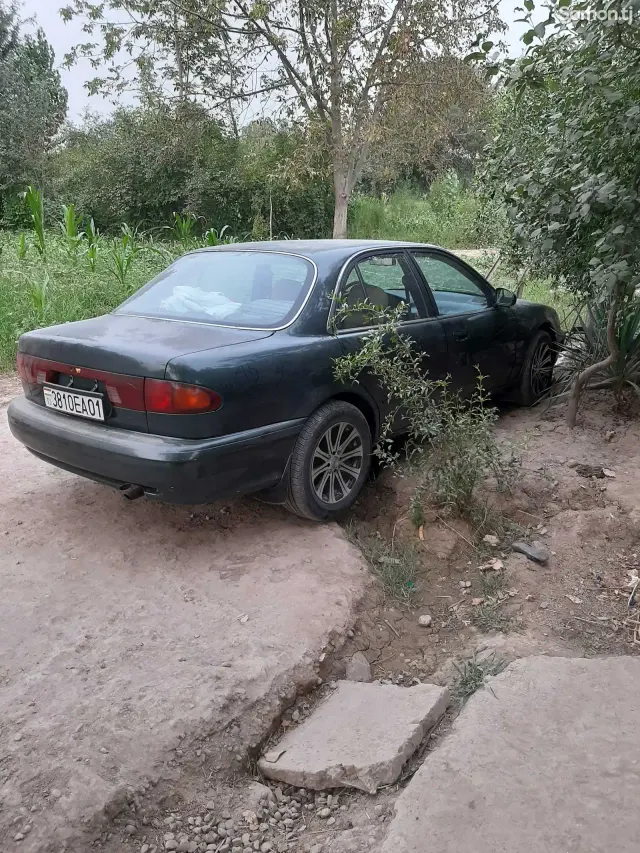 Hyundai Sonata 1996 · 1.8 MT