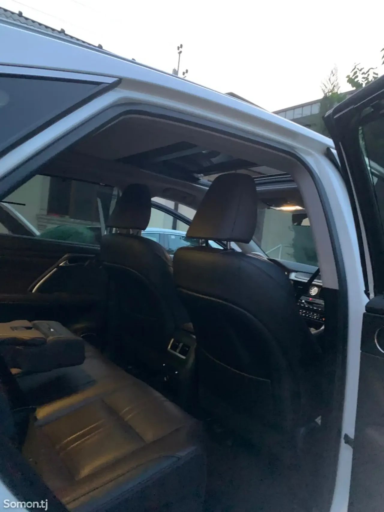 Lexus RX series 2017 · 3.5 AT