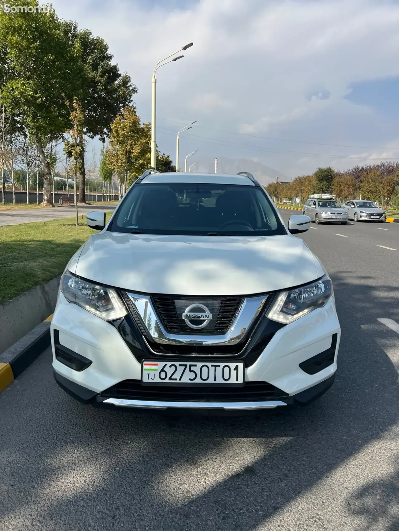 Nissan Rogue 2017 · 2.5 CVT