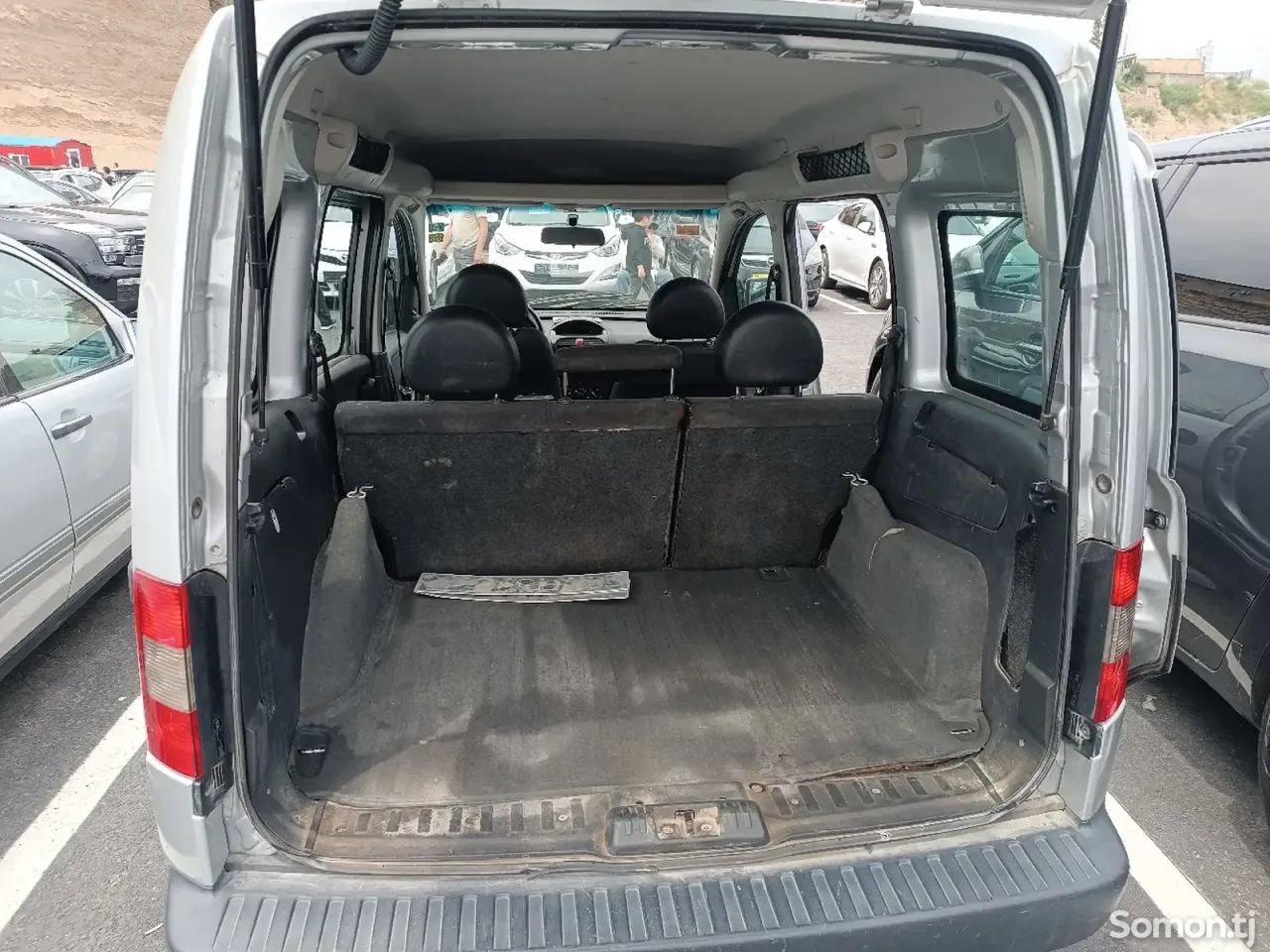 Opel Combo 2006 · 1.6 MT