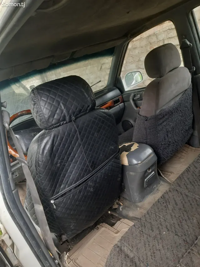 Ssang Yong Musso 2000 · 4.0 MT
