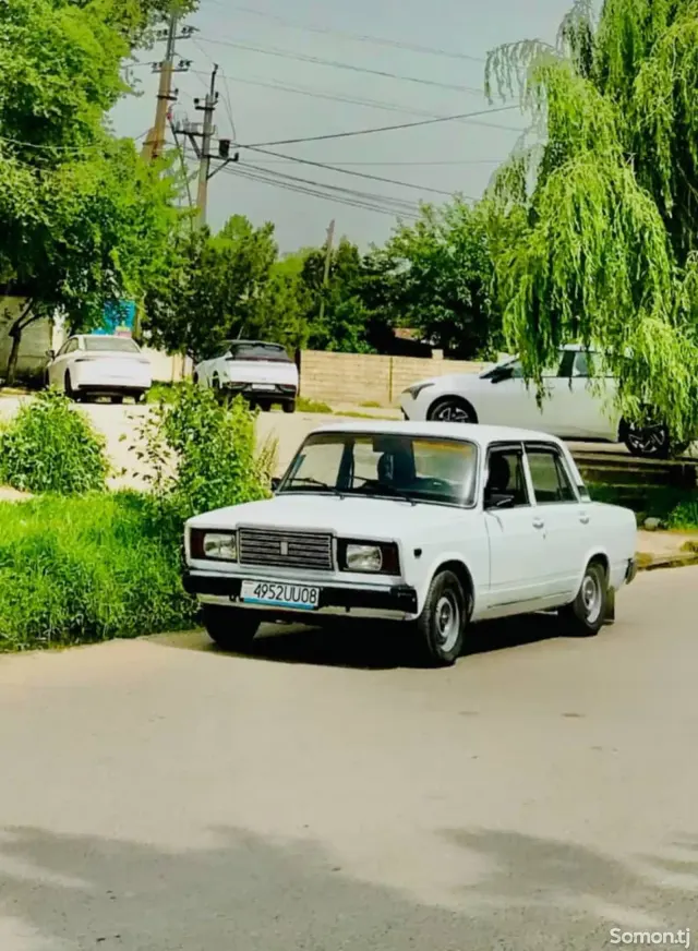 Lada (ВАЗ) 2107 1998 · 1.6 MT