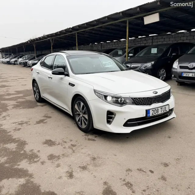 Kia K5 2016 · 1.7 AT