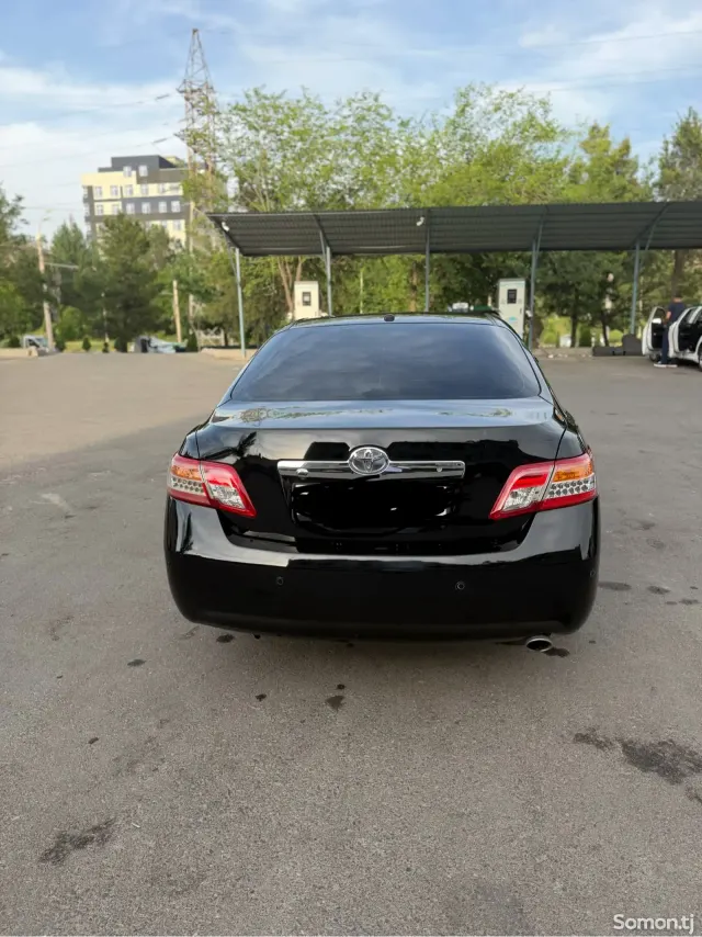 Toyota Camry 2011 · 2.5 AT