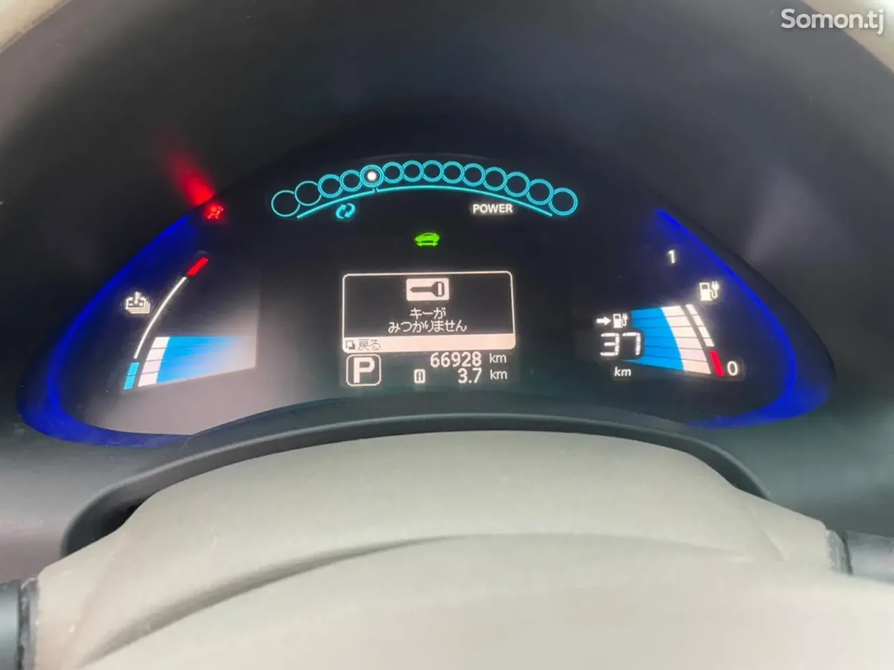 Nissan Leaf 2012 · AMT