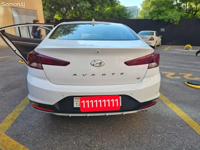 Hyundai Avante 2019 · 1.6 AT
