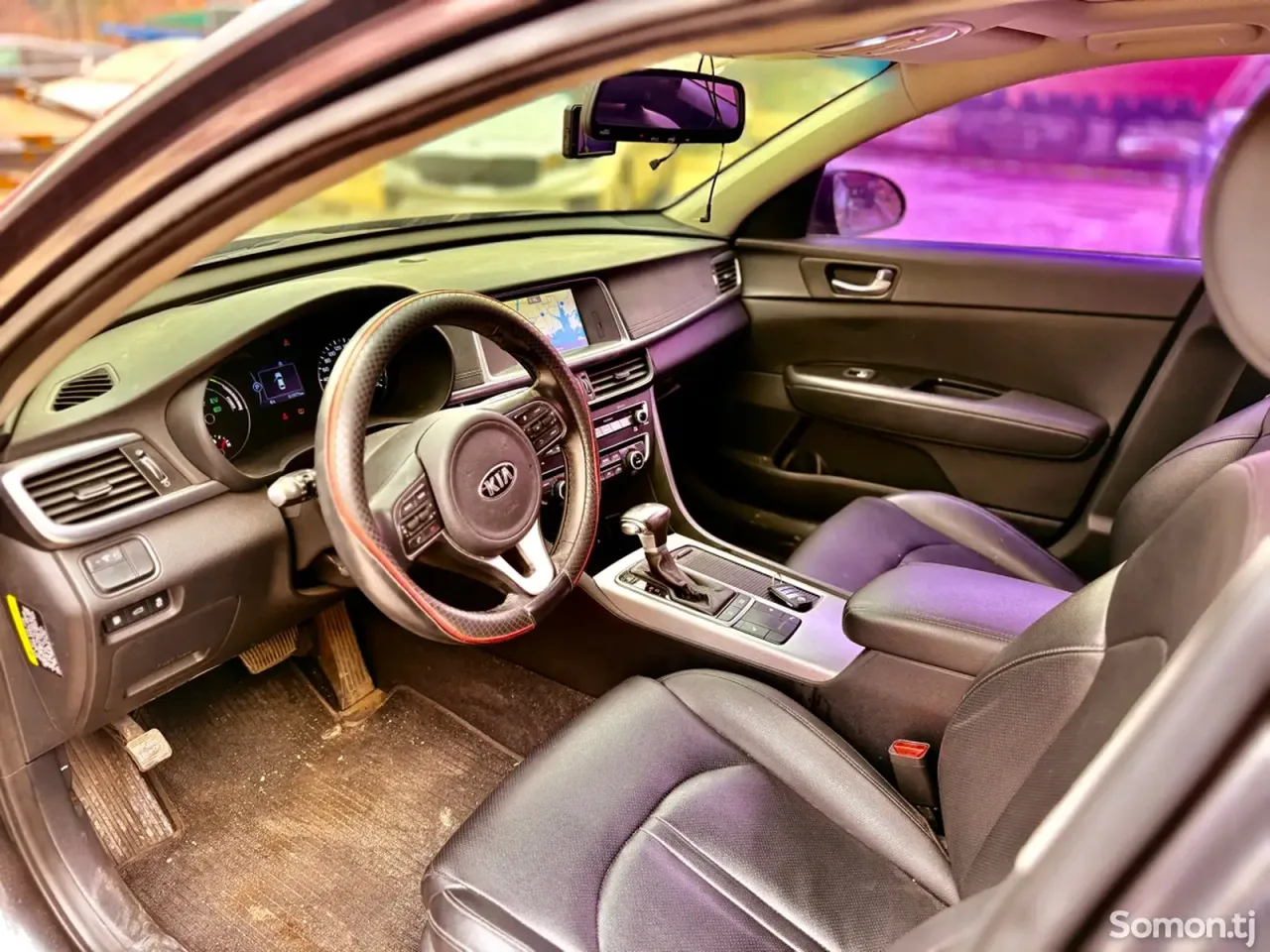 Kia K5 2018 · 2.0 AT