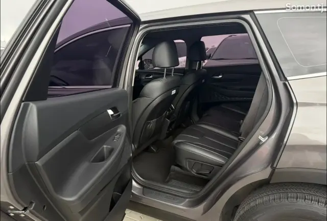 Hyundai Santa Fe 2018 · 2.0 AT