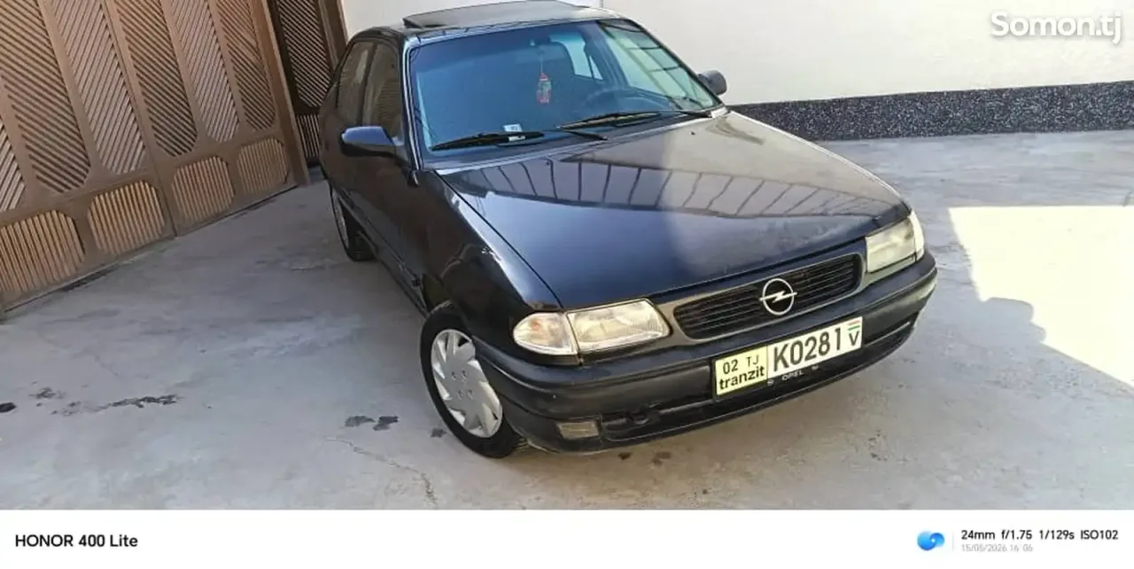 Opel Astra F 1997 · 1.6 MT