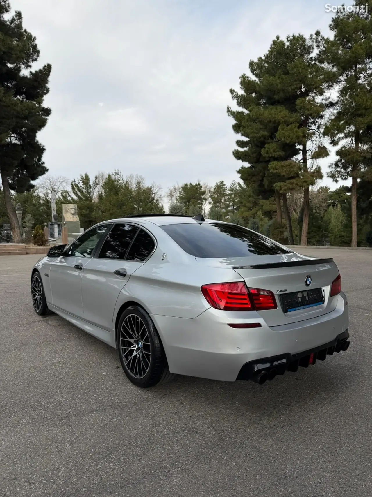 BMW 5 series 2011 · 2.0 AT