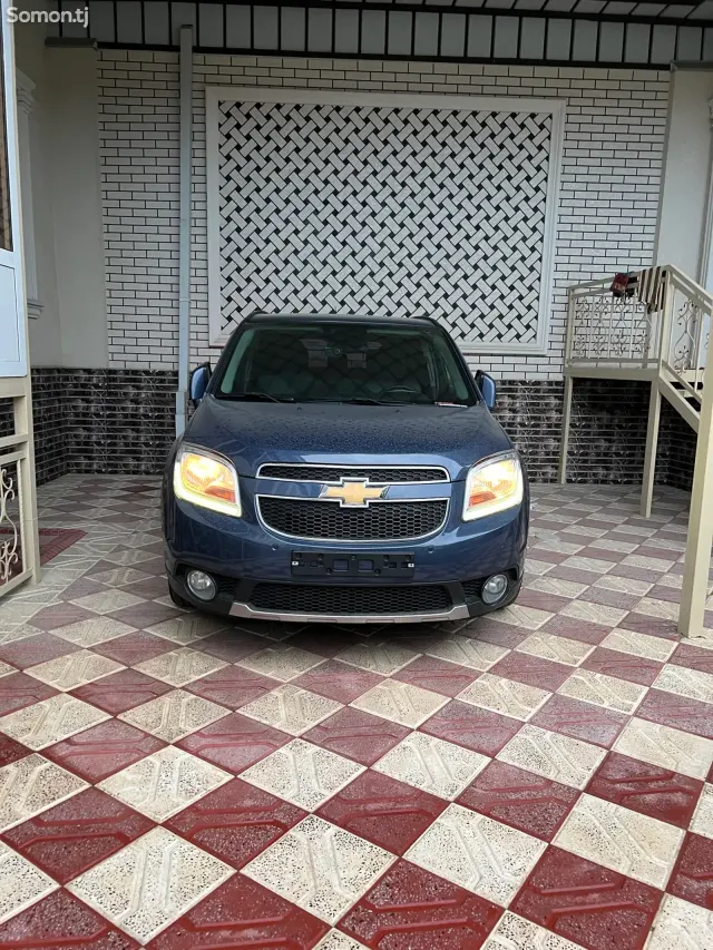 Chevrolet Orlando 2015 · 2.0 AT