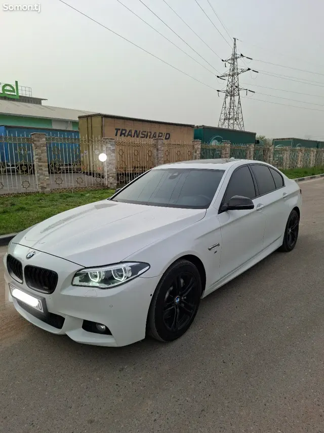 BMW M5 2014 · 3.0 AT