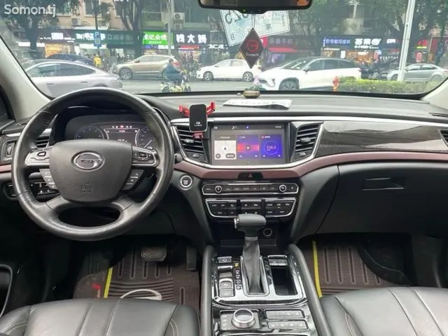 GAC Trumpchi GS8 2018 · 2.0 AT