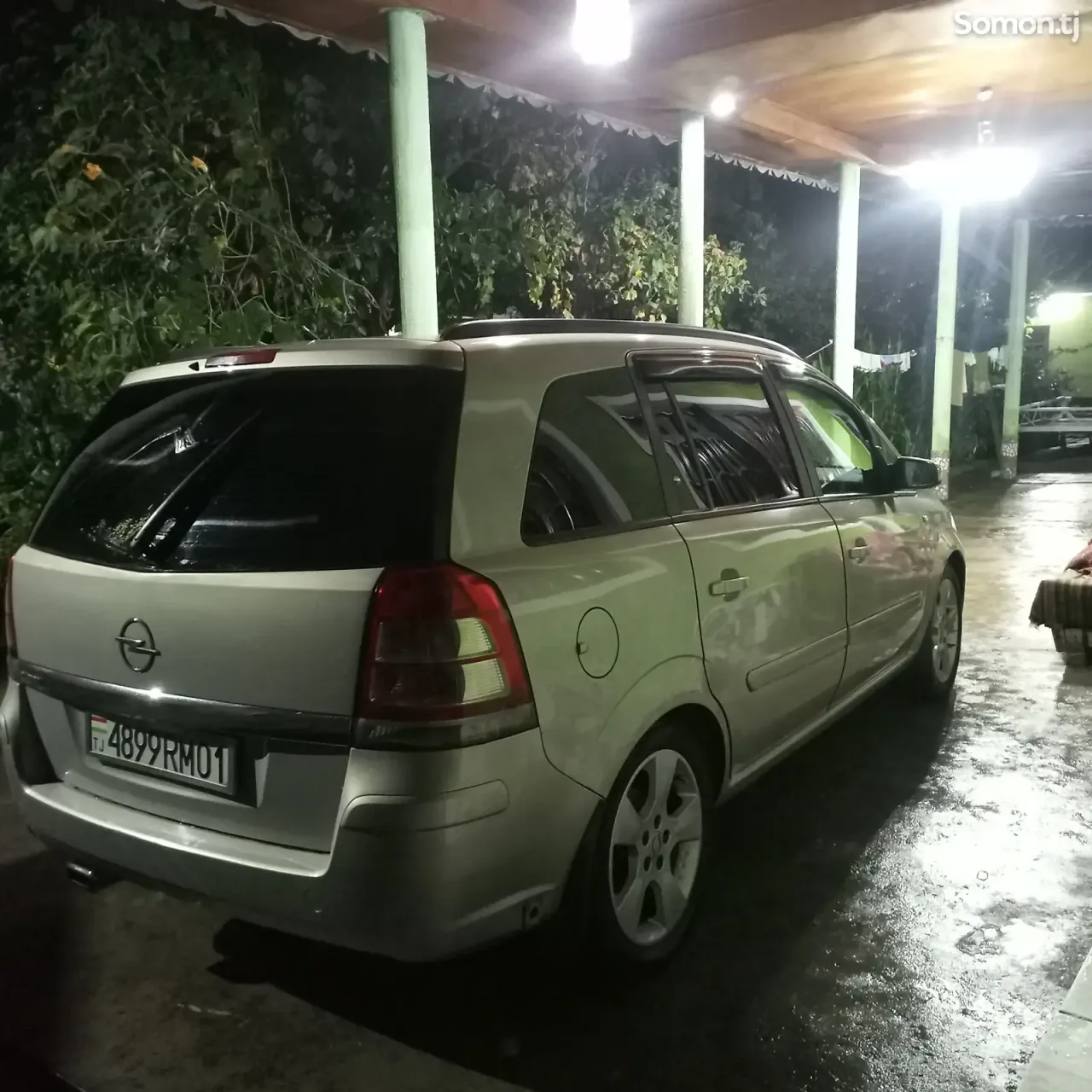 Opel Zafira 2006 · 1.8 MT