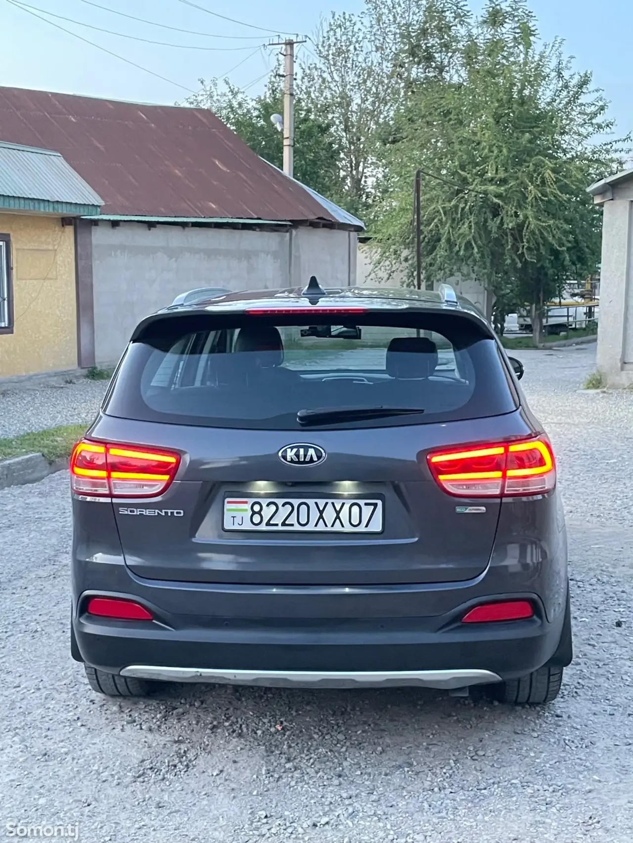 Kia Sorento 2016 · 2.0 AT