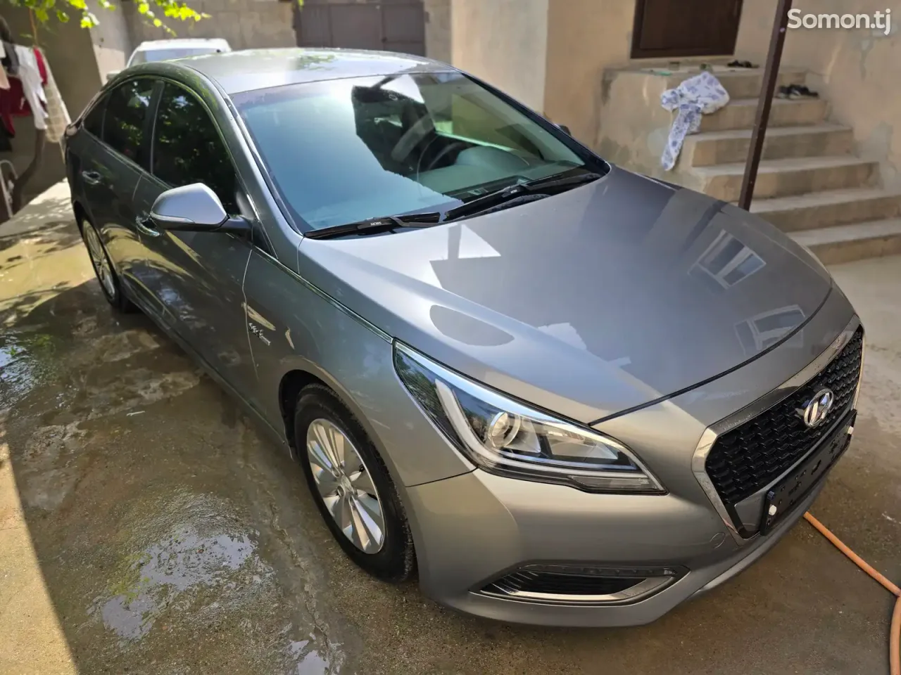 Hyundai Sonata 2016 · AT