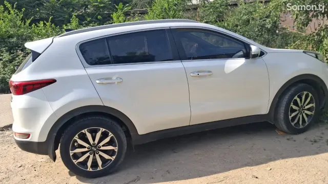 Kia K5 2016 · 1.6 AT