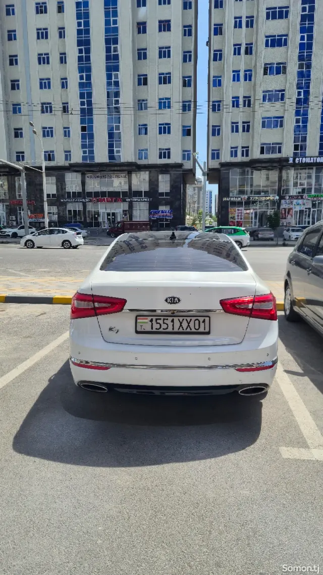Kia K7 2014 · 2.4 AT